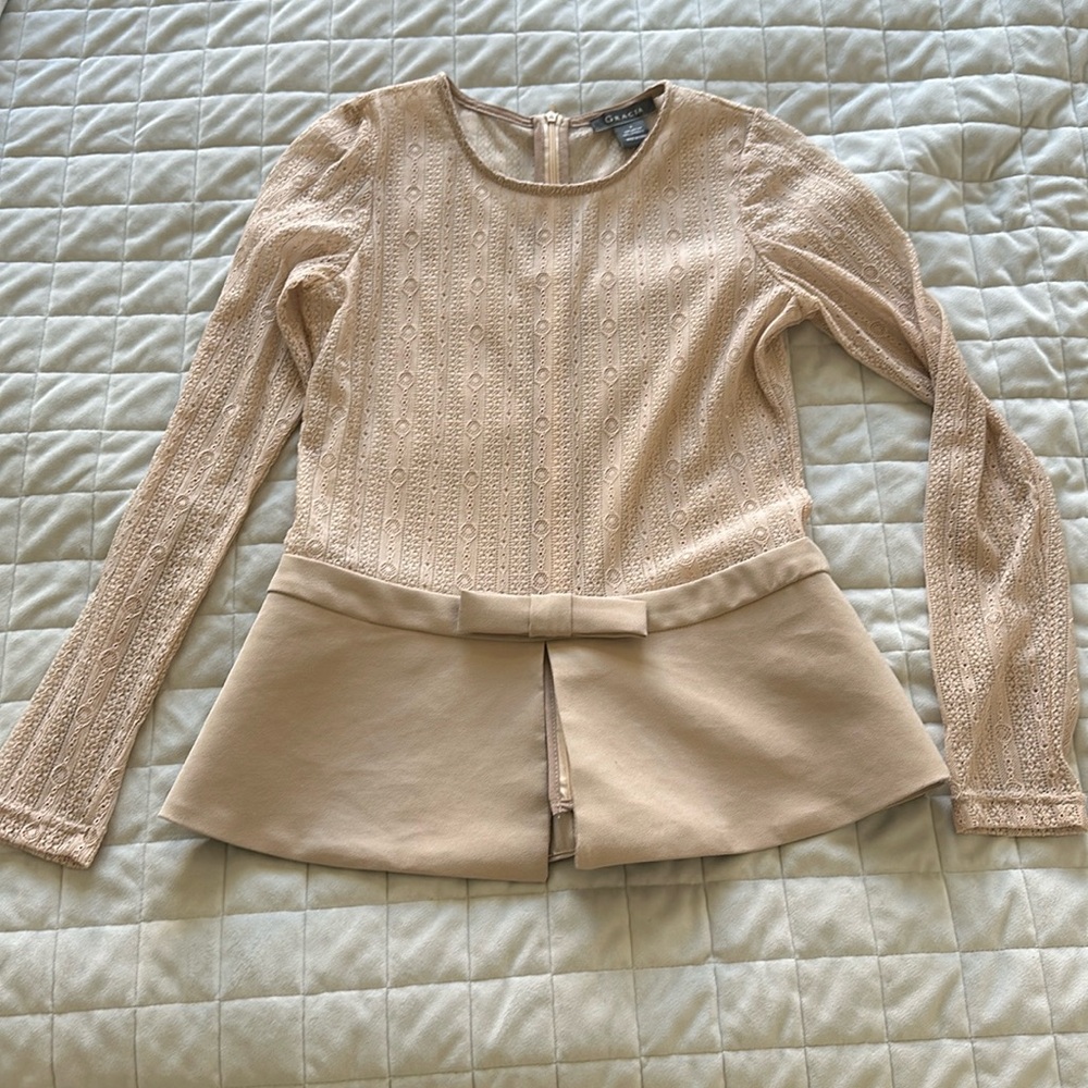 Gracia Peplum Top